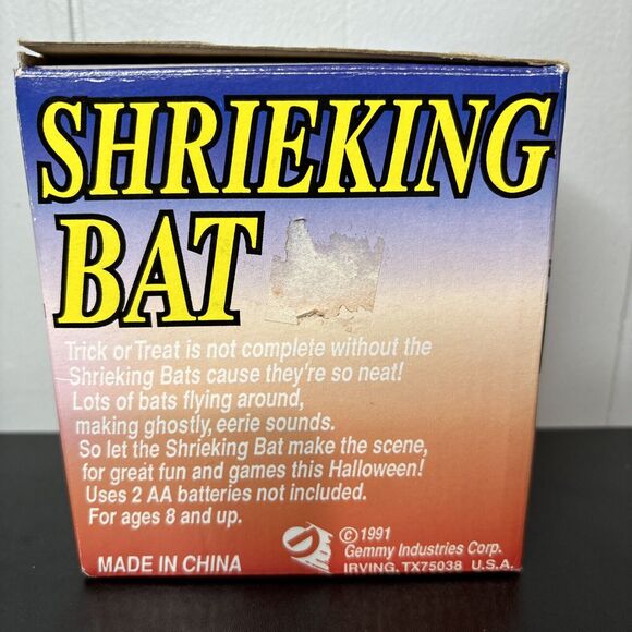 Gemmy 1991 Shrieking Shaking Bat W Box 90's Halloween Prop Works Hangs -NO SOUND - Picture 4 of 14